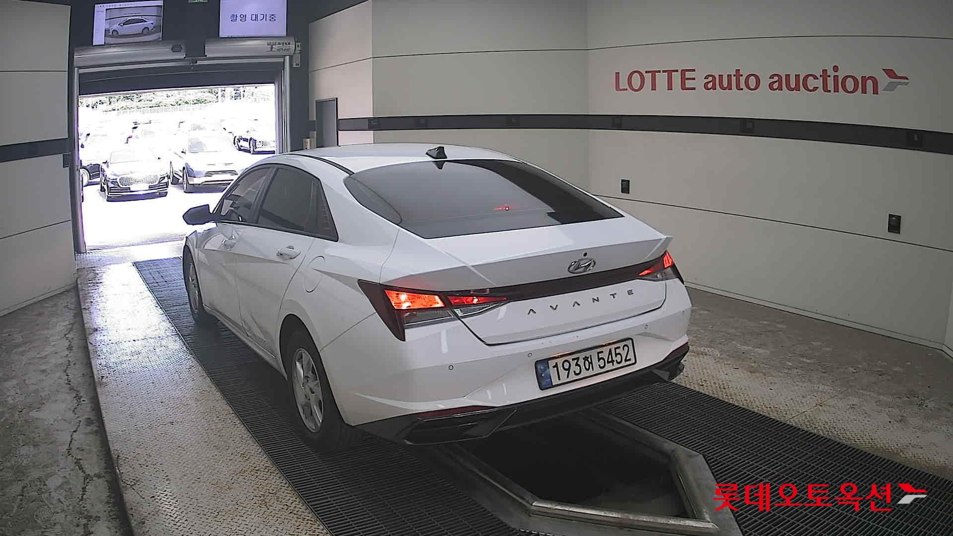 2023 - hyundai avante