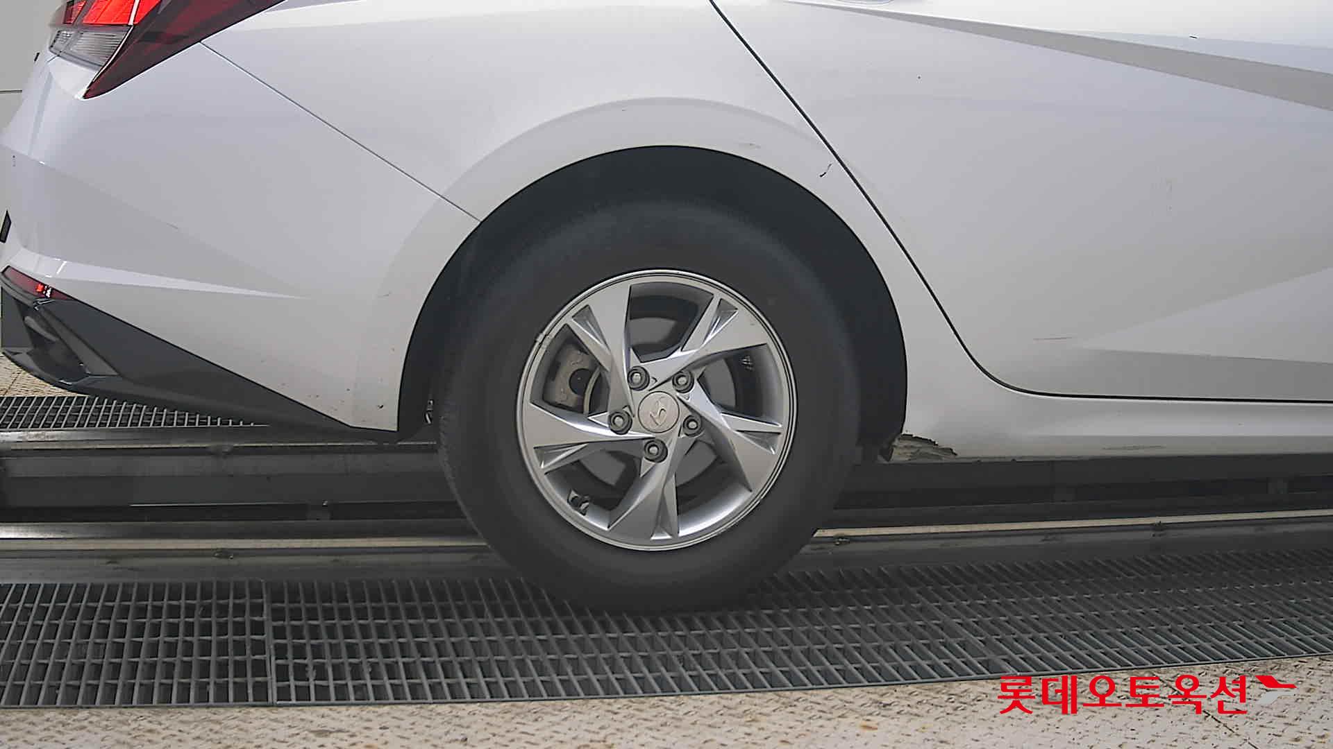 2023 - hyundai avante