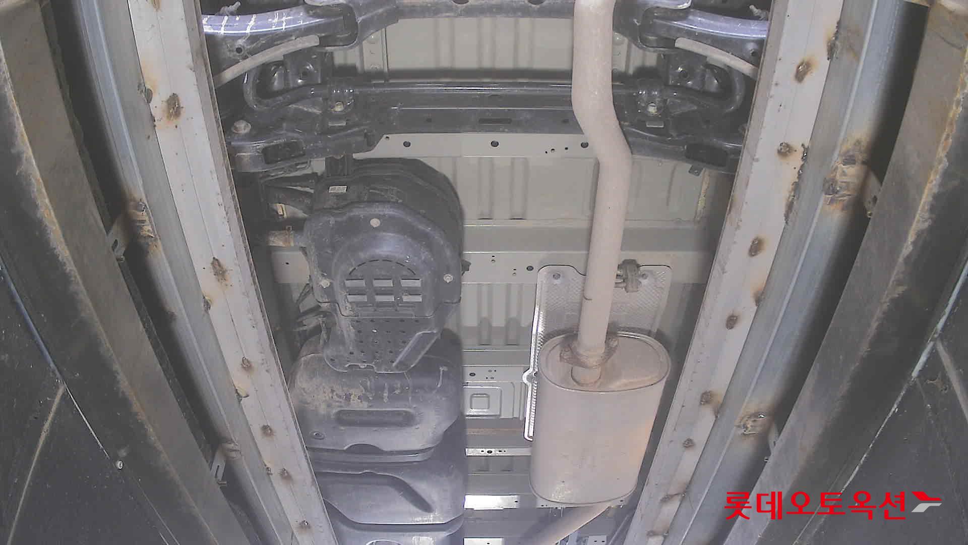 2022 - hyundai staria