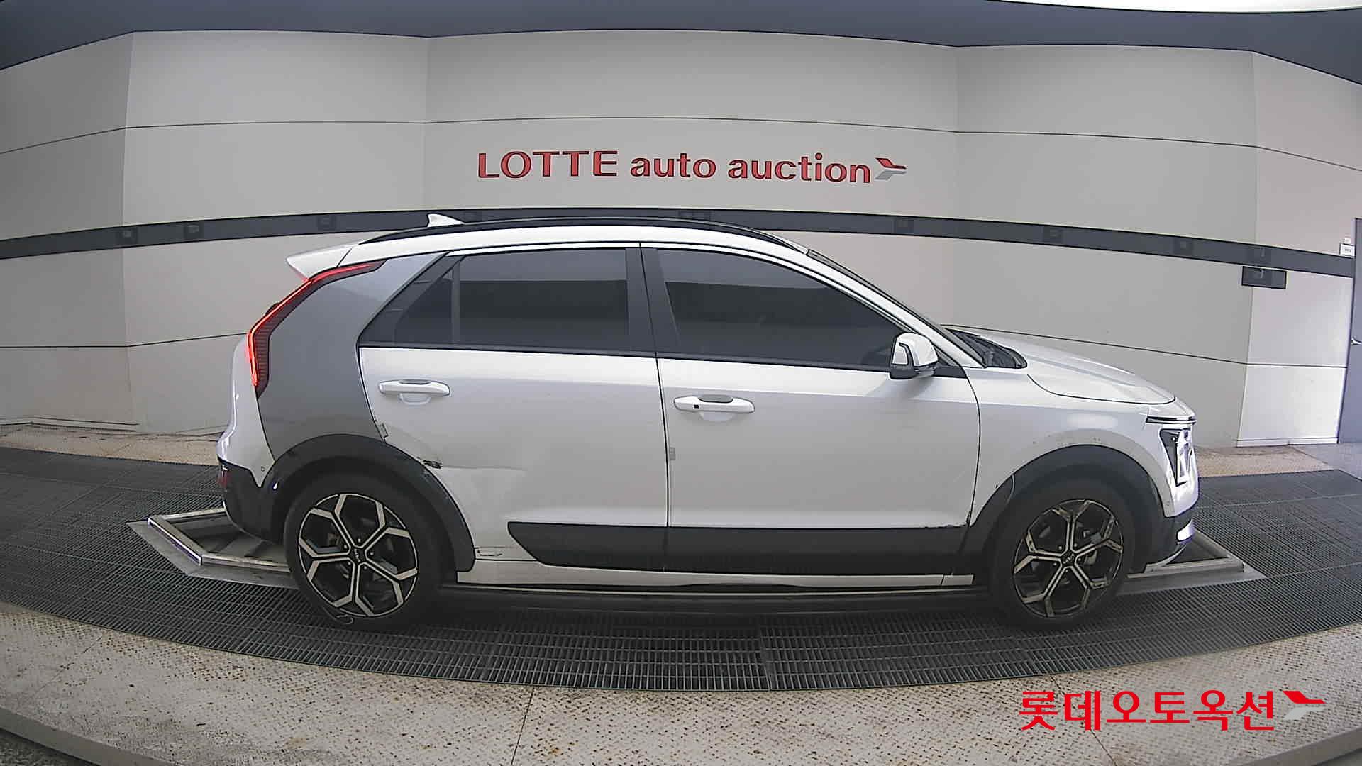 2023 - kia niro