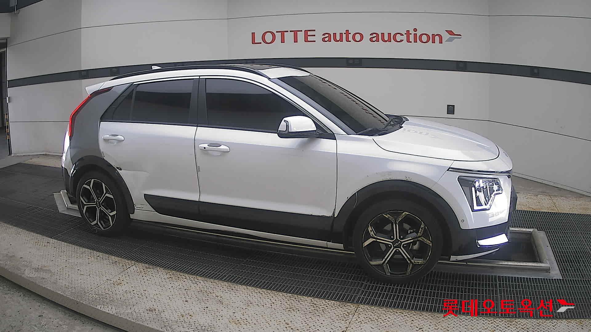 2023 - kia niro