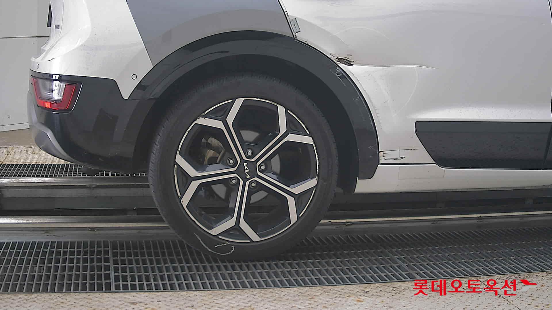2023 - kia niro