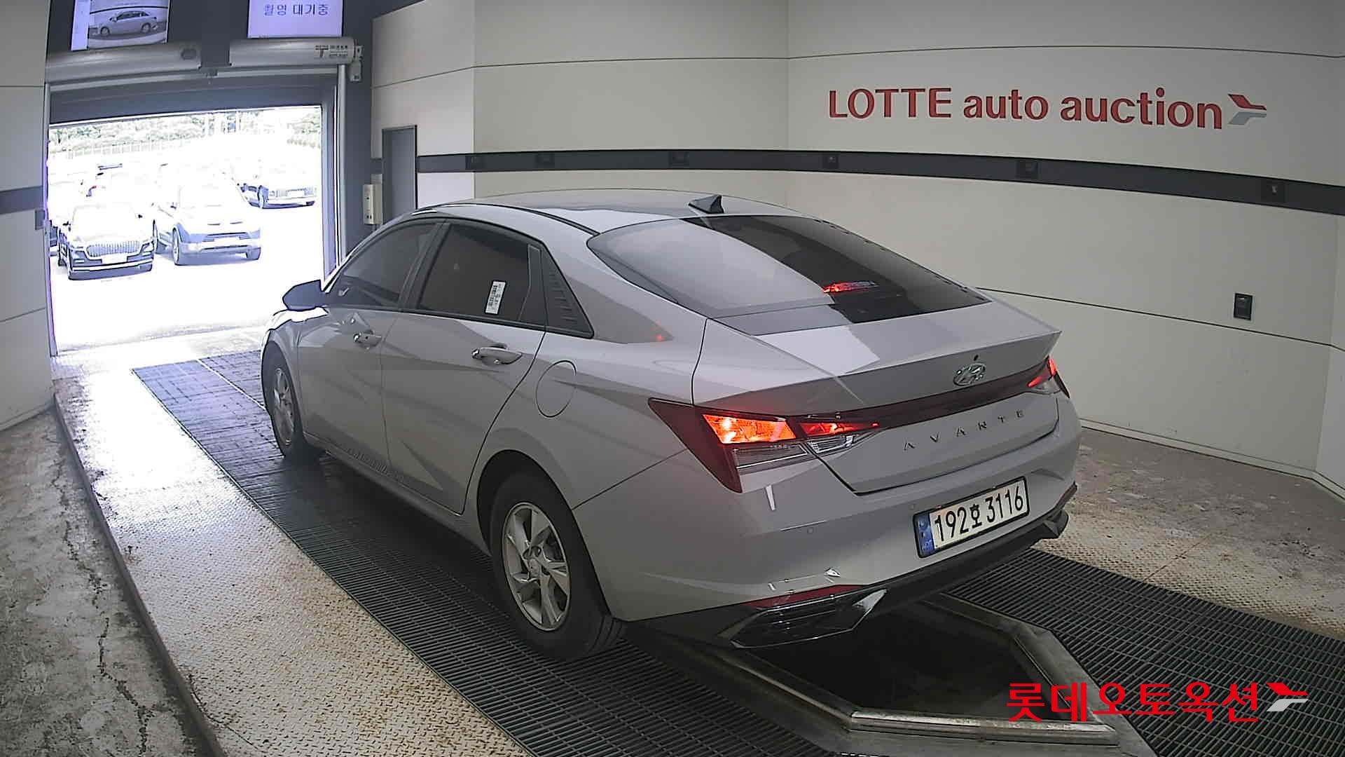 2023 - hyundai avante