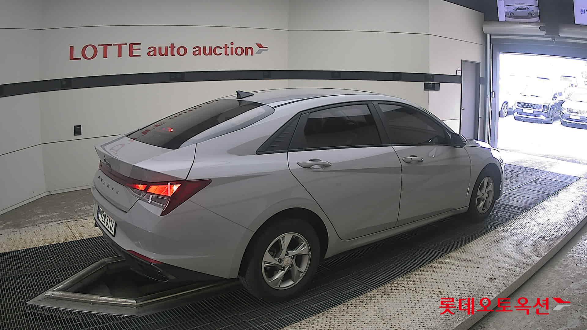 2023 - hyundai avante