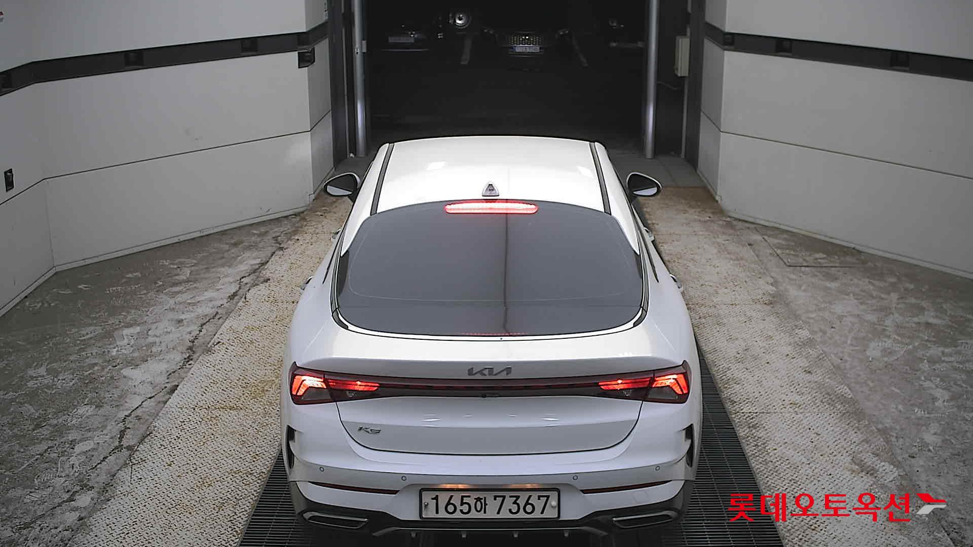 2022 - kia k5