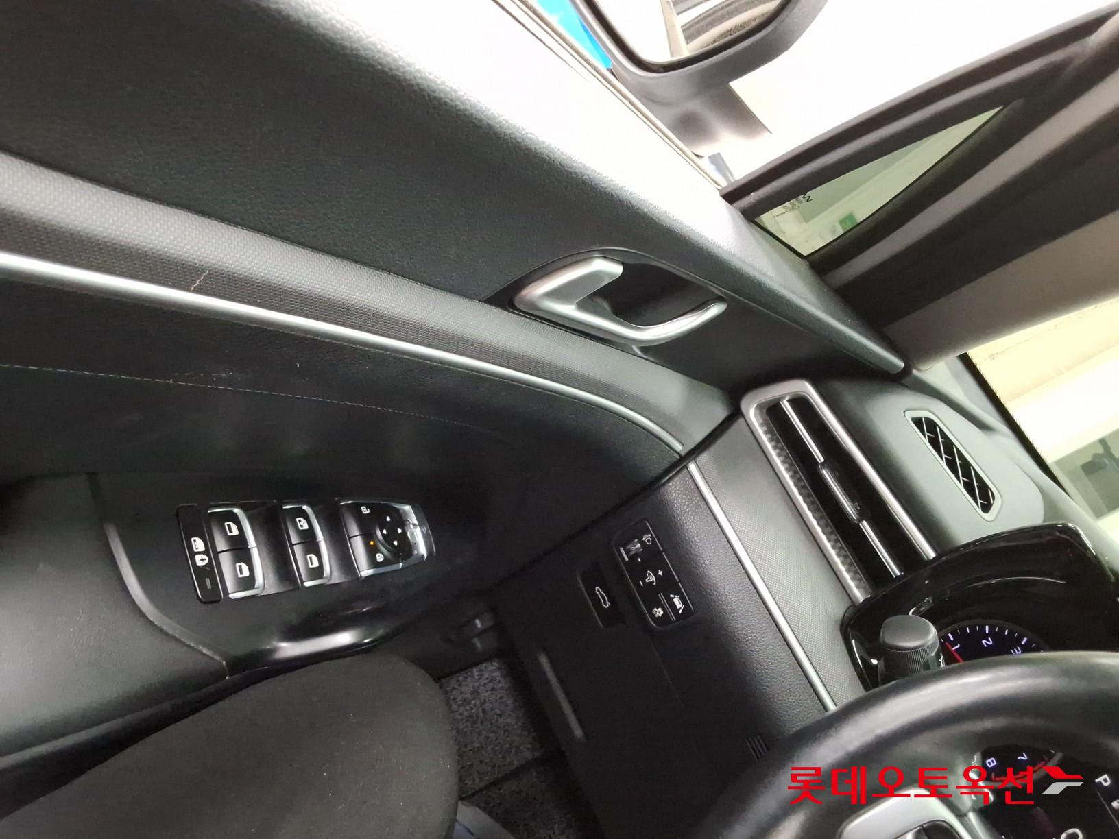 2022 - kia k5