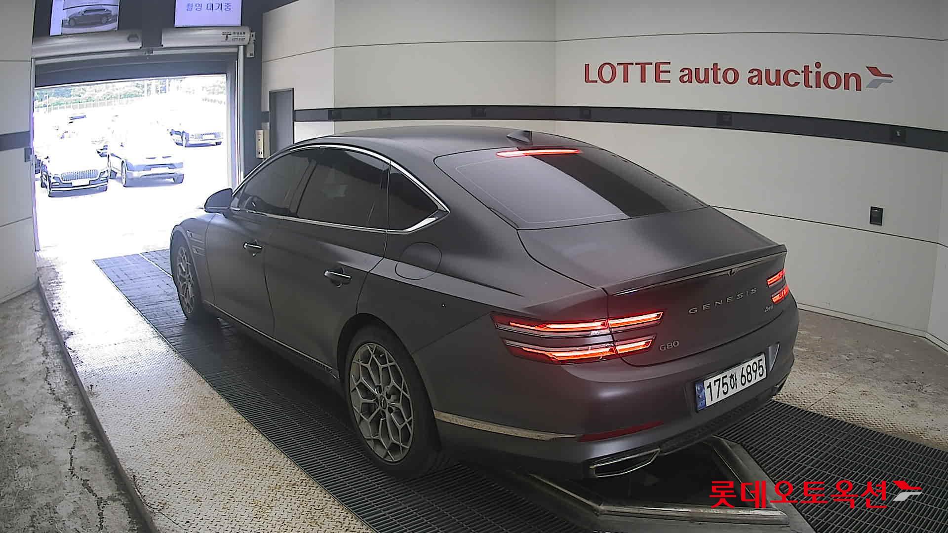 2024 - genesis g80