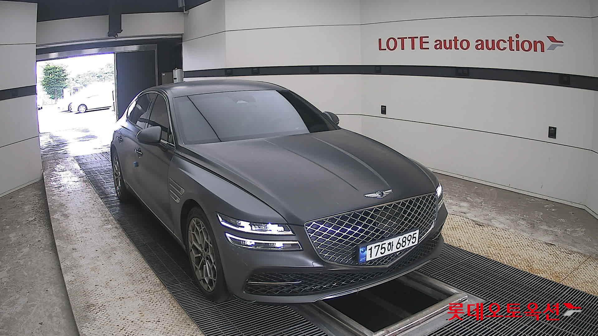 2024 - genesis g80