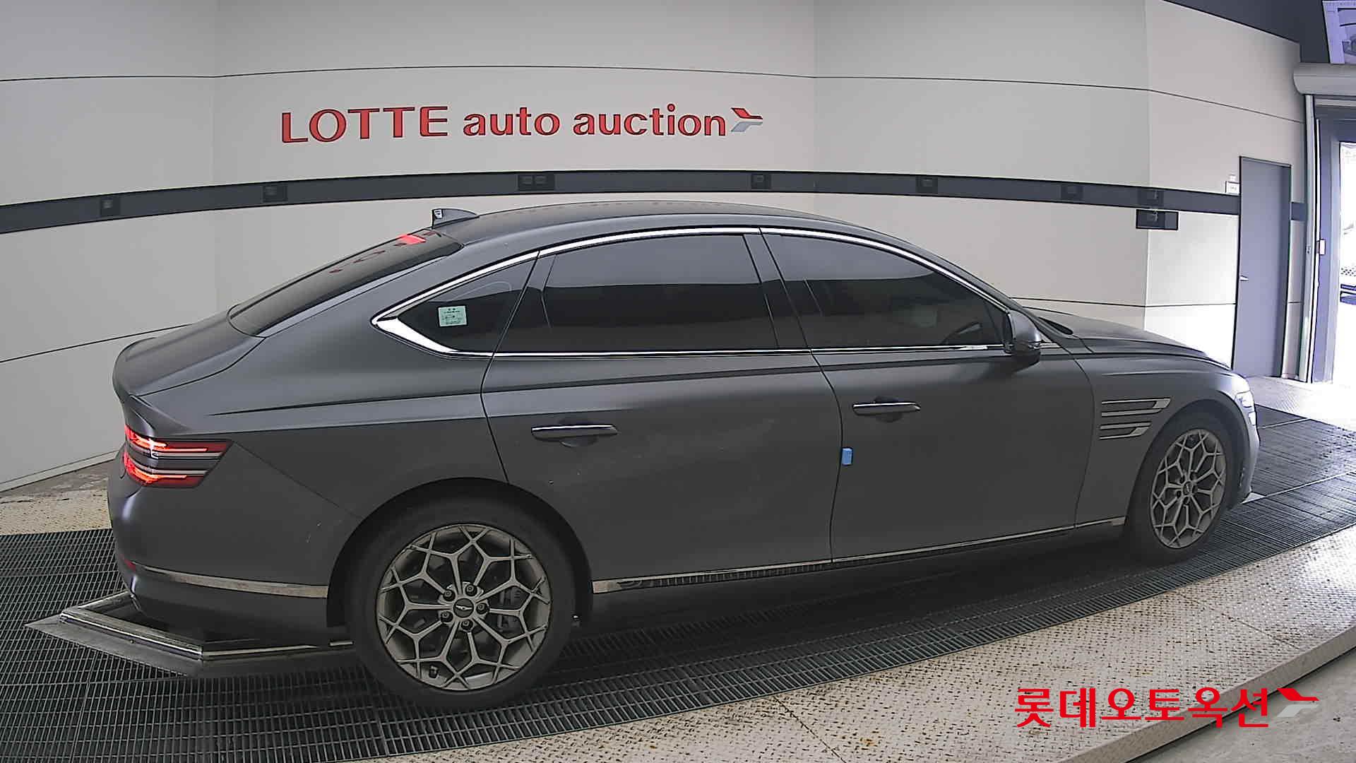 2024 - genesis g80