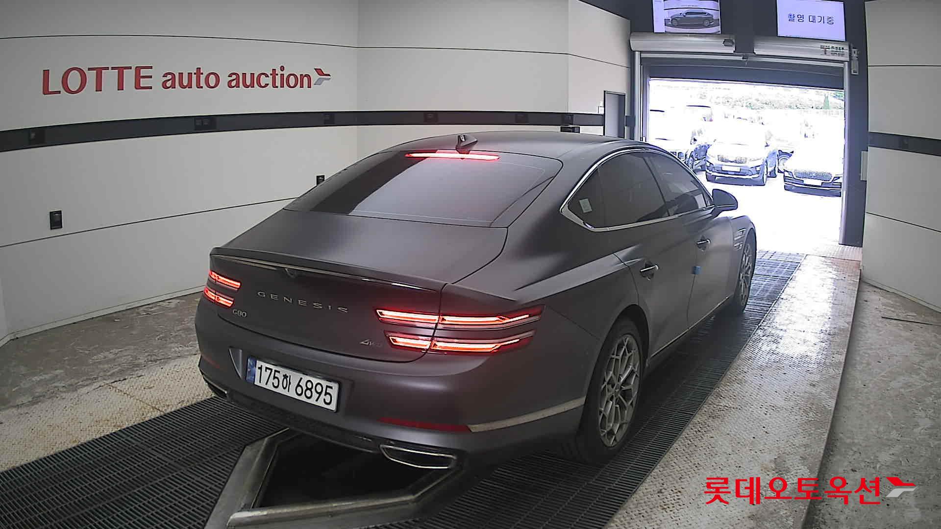2024 - genesis g80