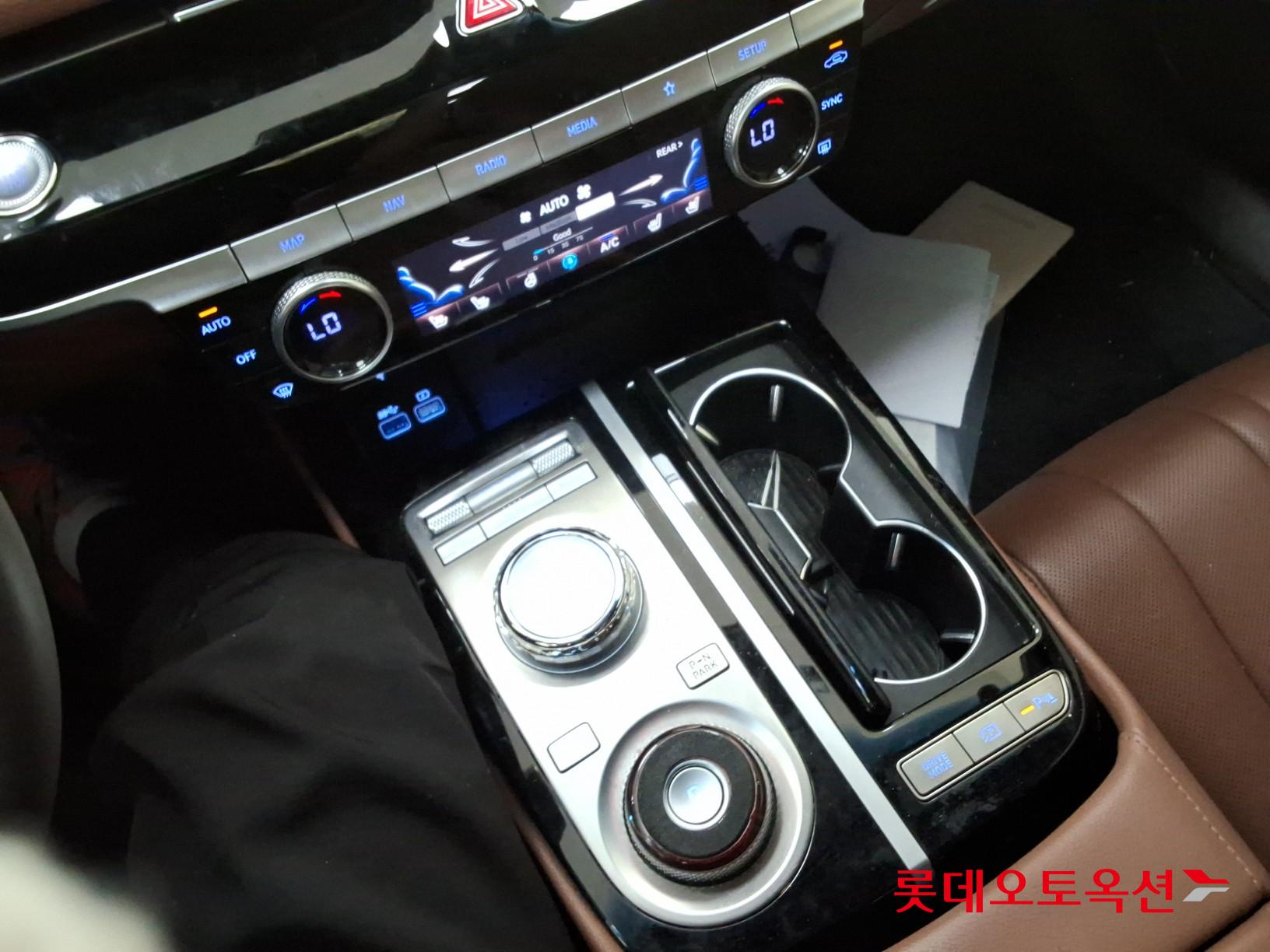 2024 - genesis g80