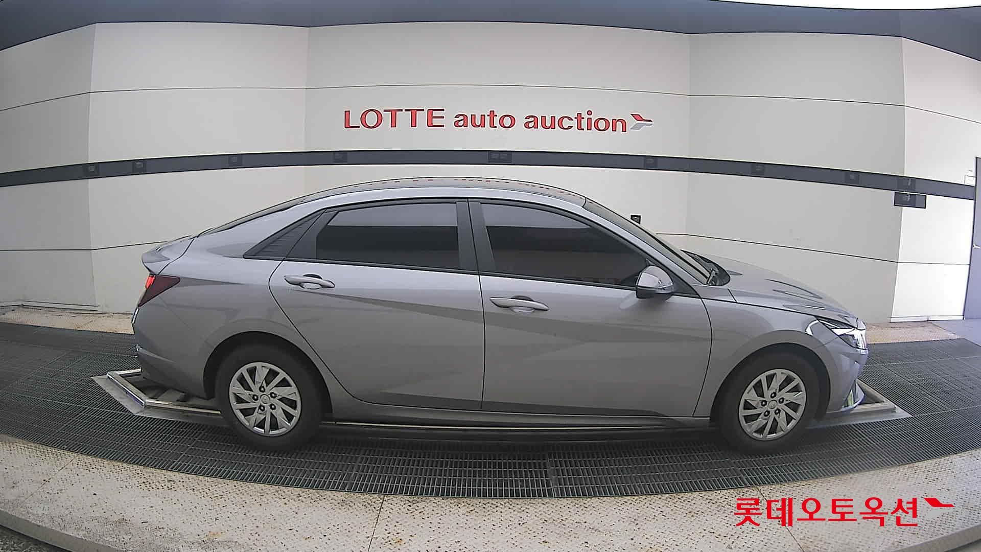 2021 - hyundai avante