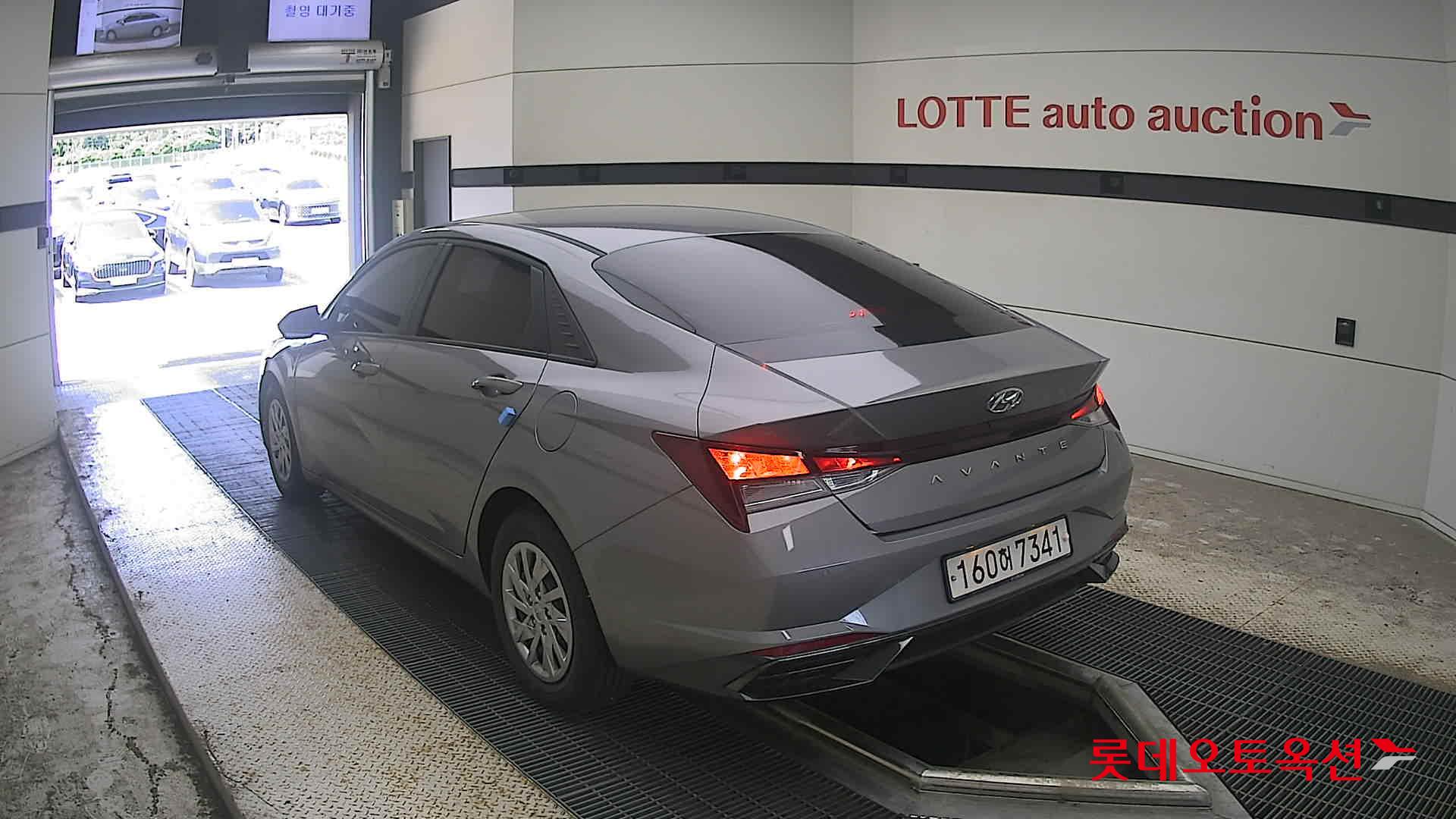 2021 - hyundai avante