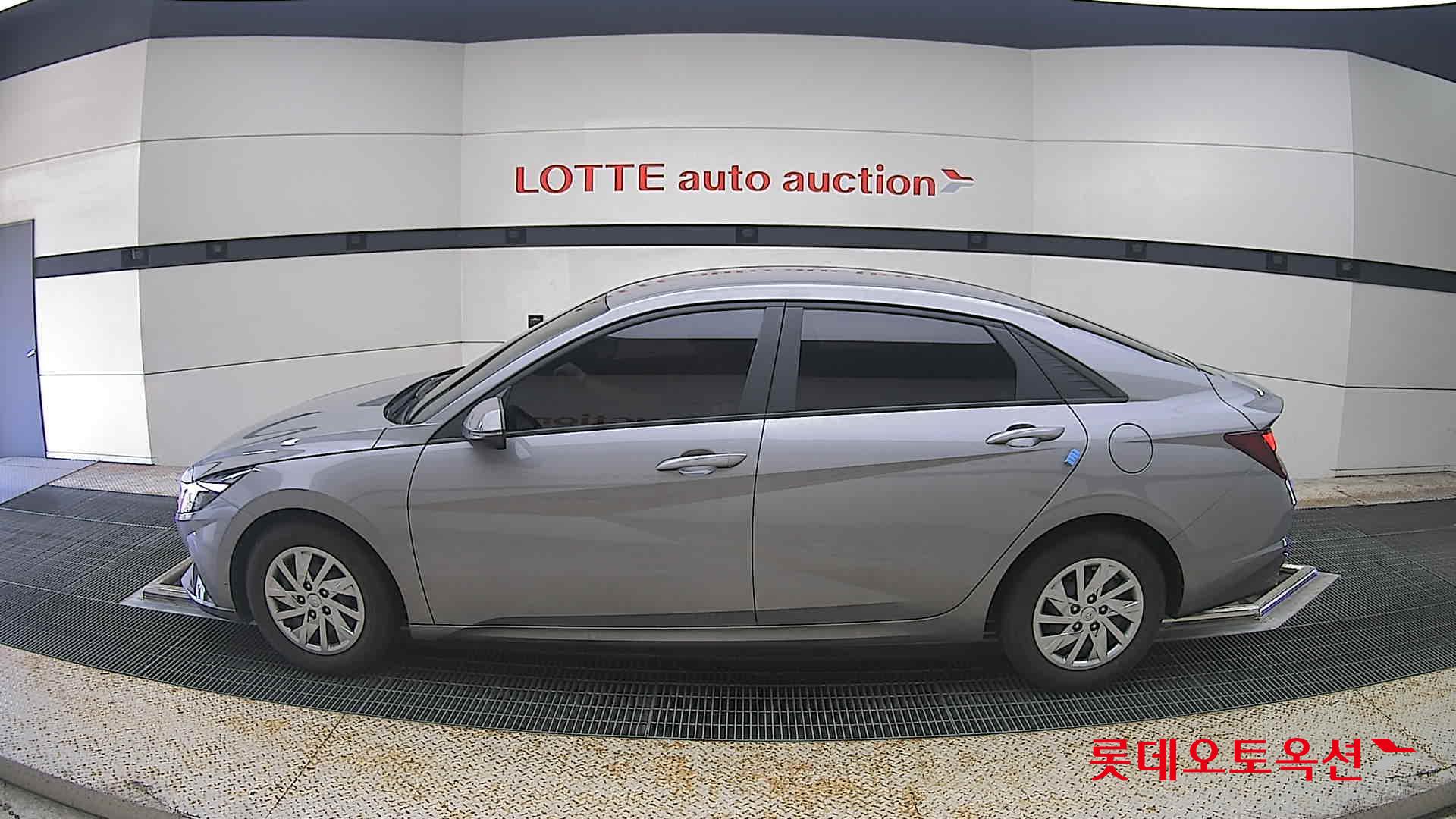 2021 - hyundai avante