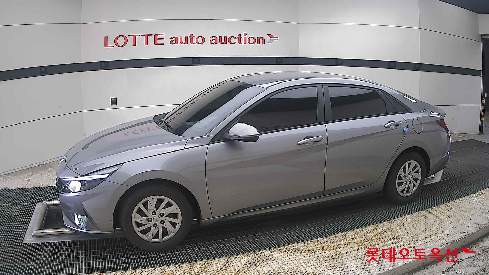 2021 - hyundai avante