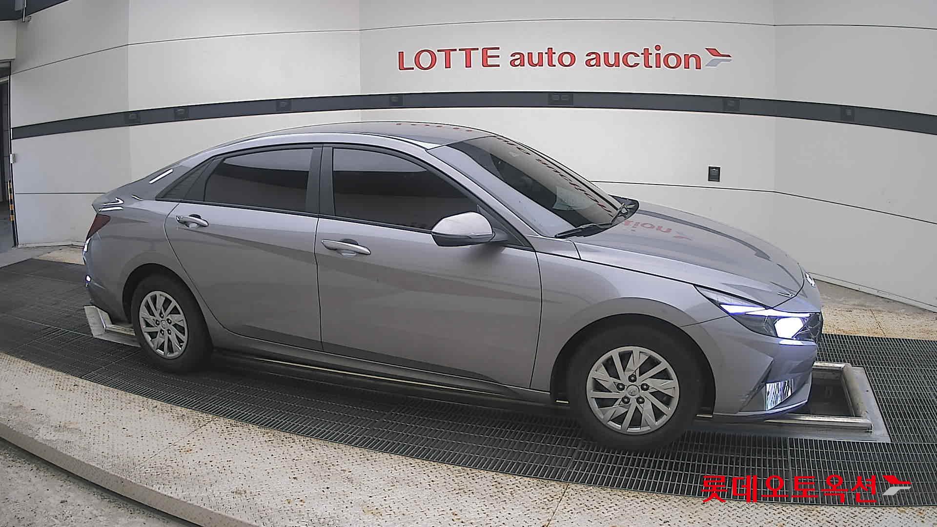 2021 - hyundai avante