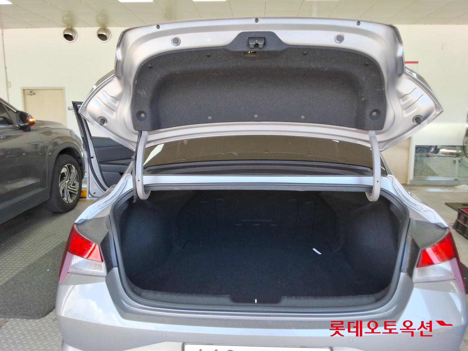 2021 - hyundai avante