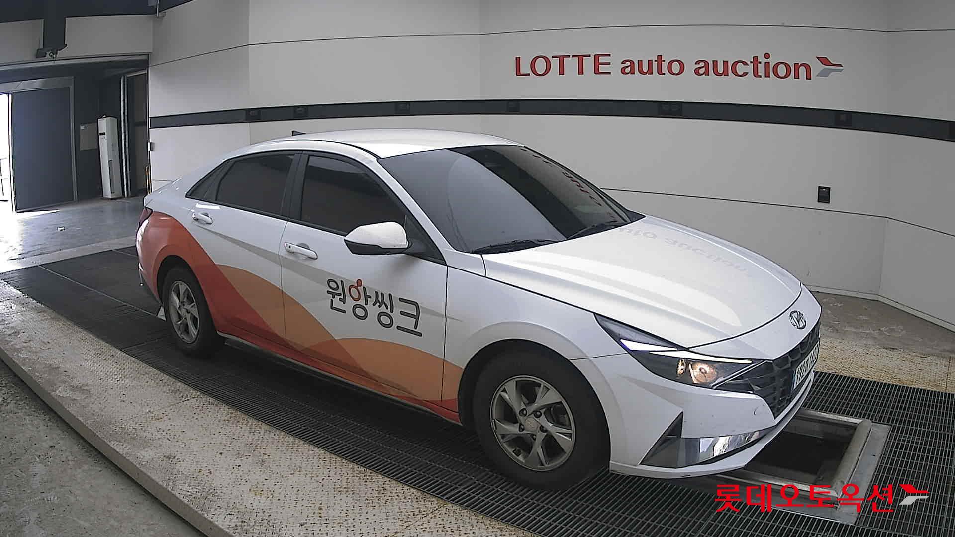 هيونداي أفانتي 2023 — صورة 18