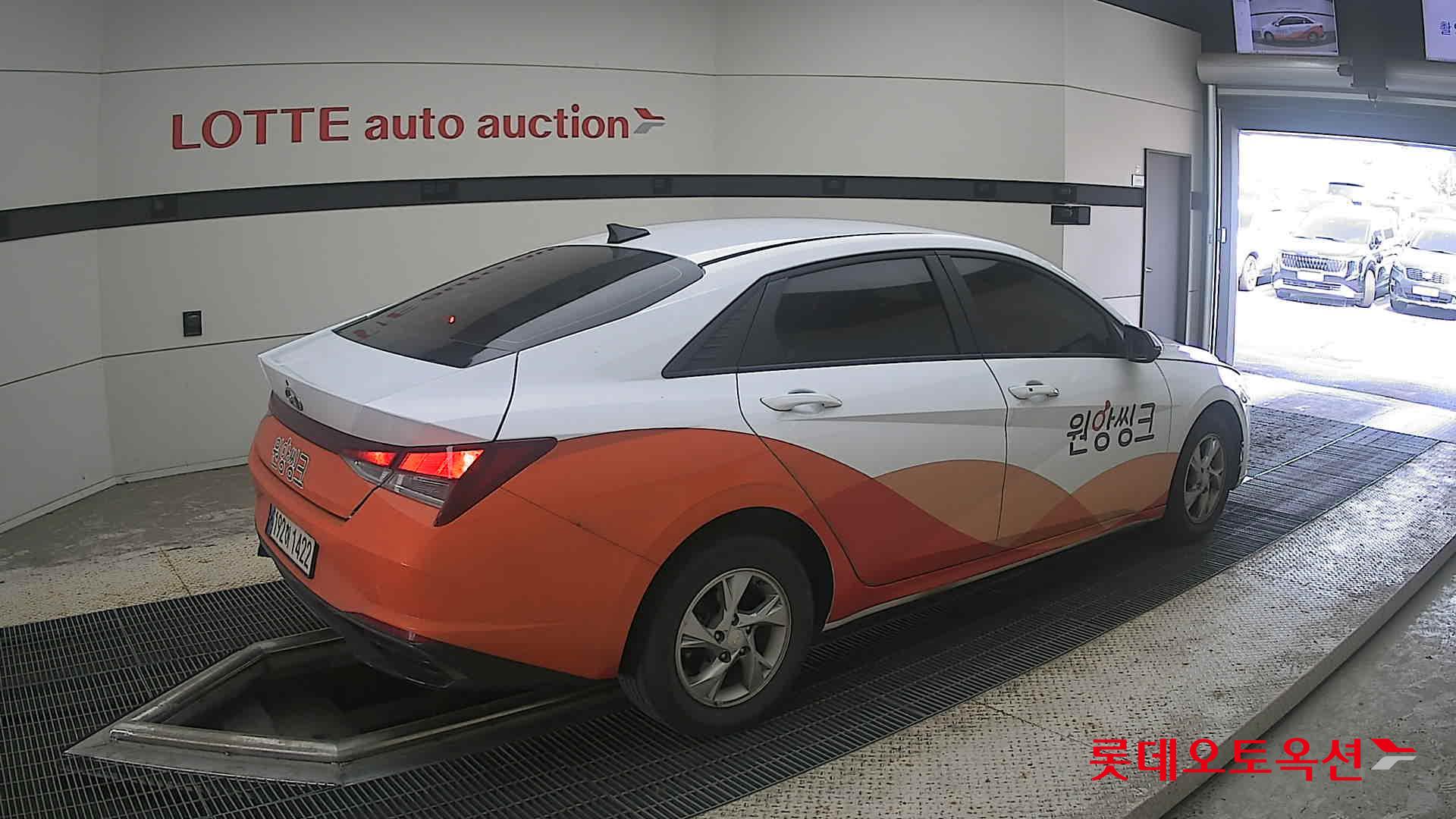 هيونداي أفانتي 2023 — صورة 14