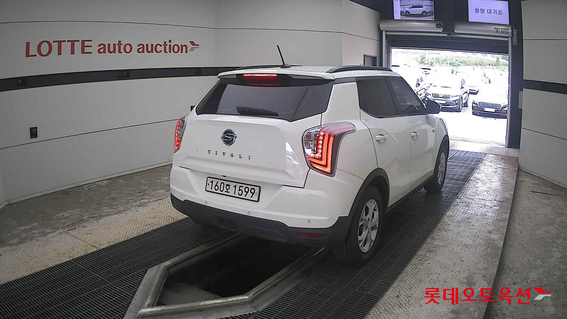 سانج يونج Tivoli 2021 — صورة 13