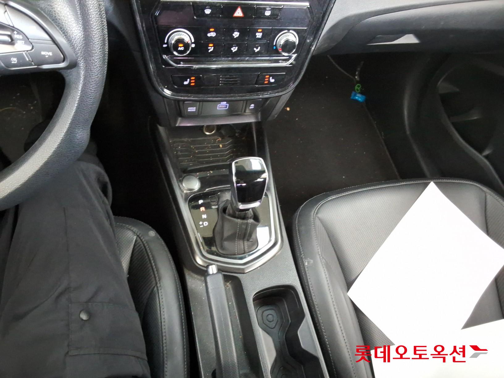 2021 - ssangyong tivoli
