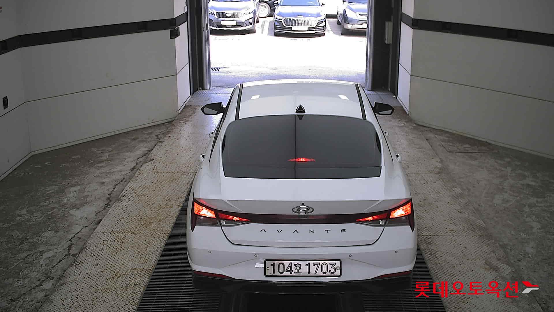 2021 - hyundai avante