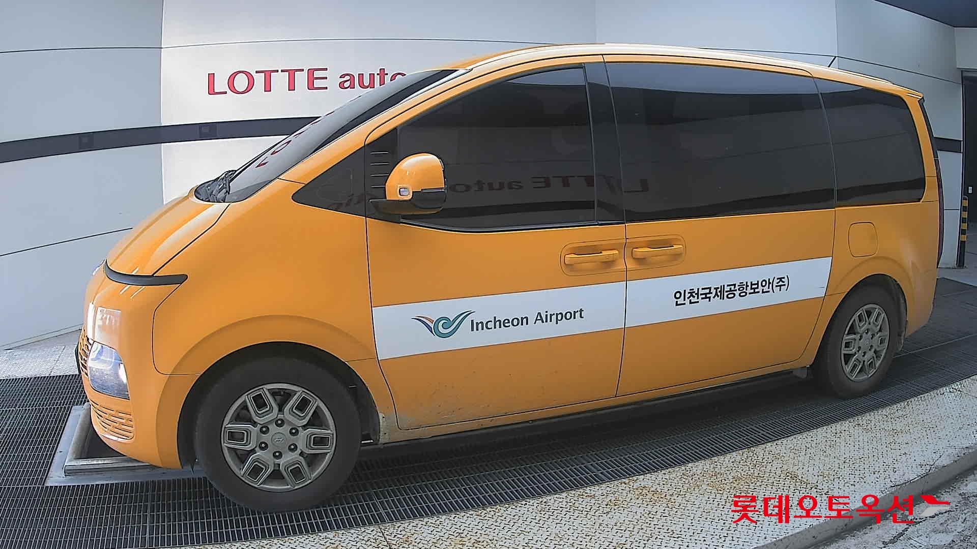 هيونداي Staria 2023 — صورة 5