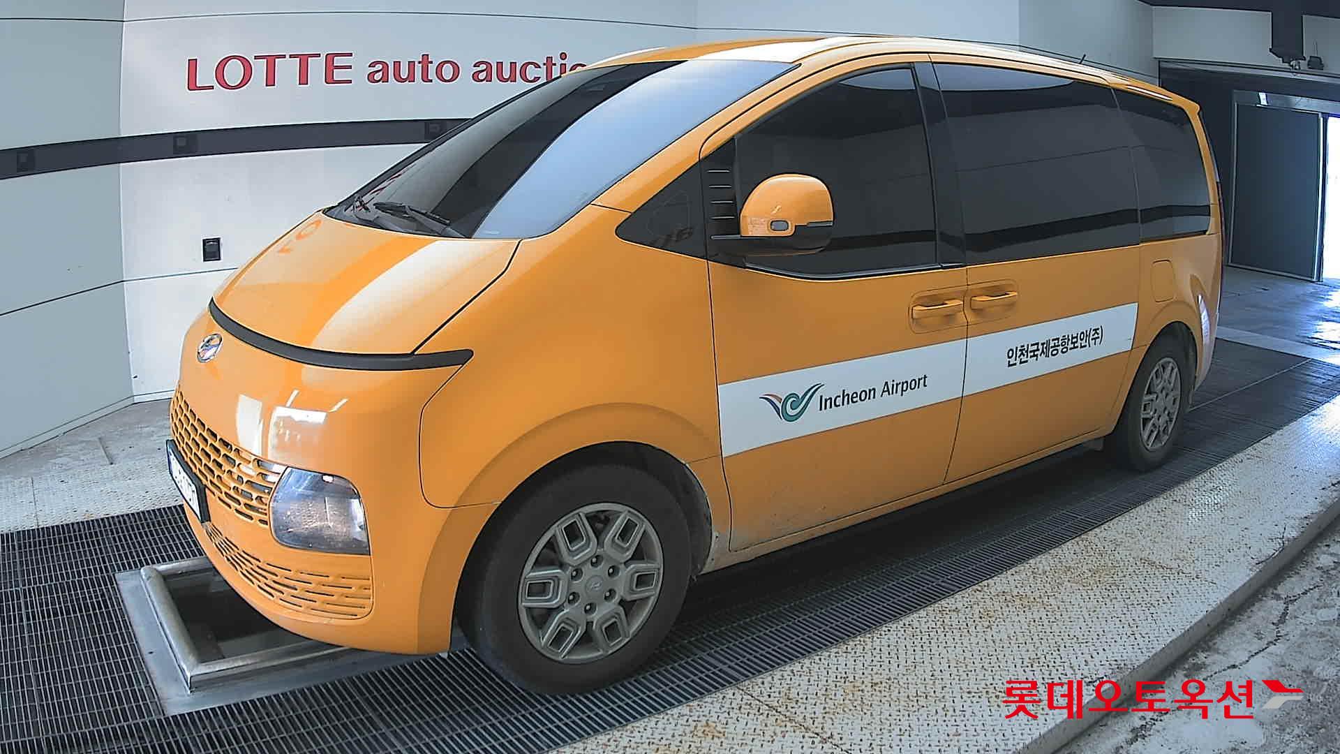 هيونداي Staria 2023 — صورة 4