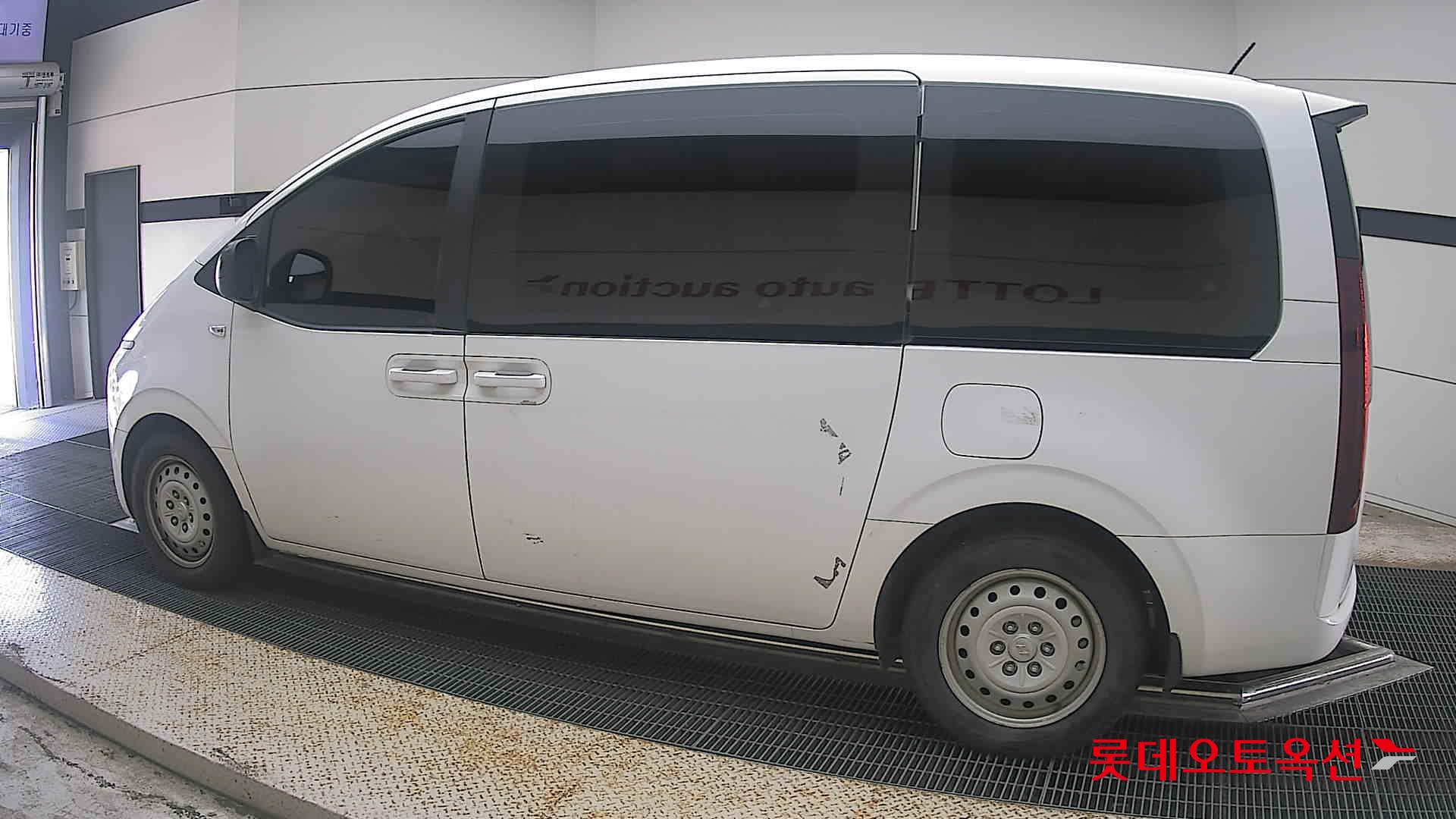 هيونداي ستاريا 2022