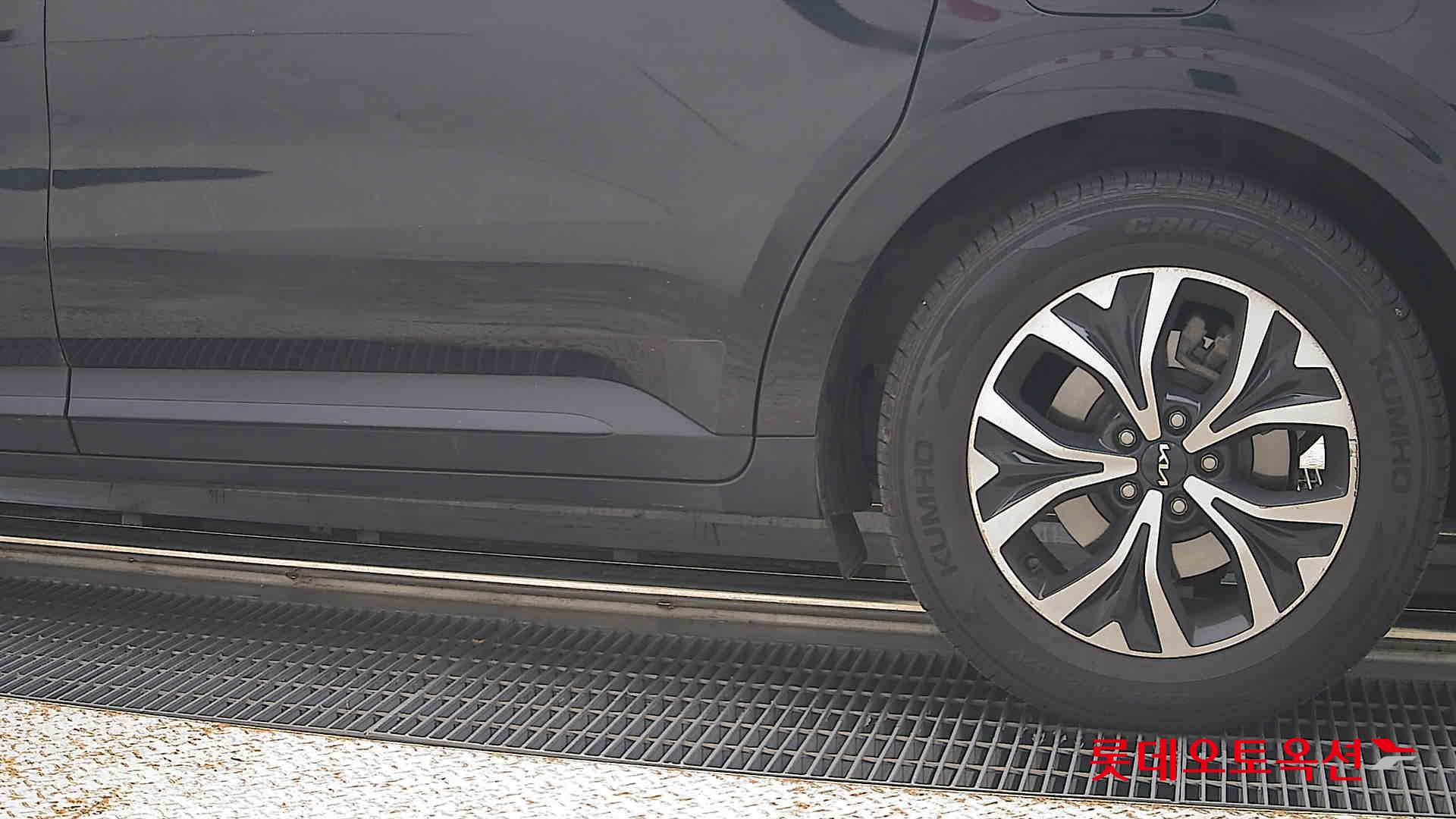 كيا كارنفال 2023