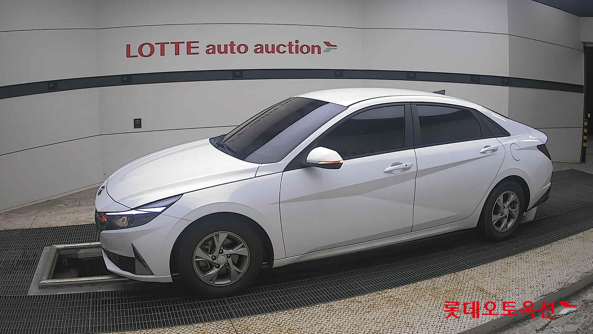 2021 - hyundai avante