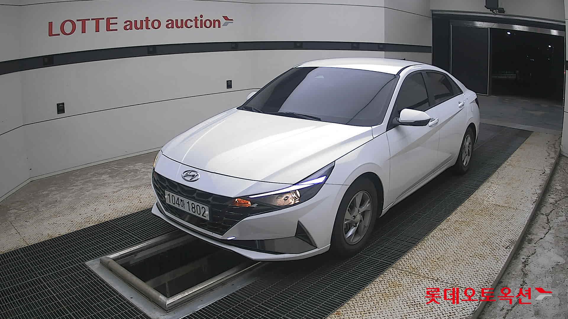 2021 - hyundai avante