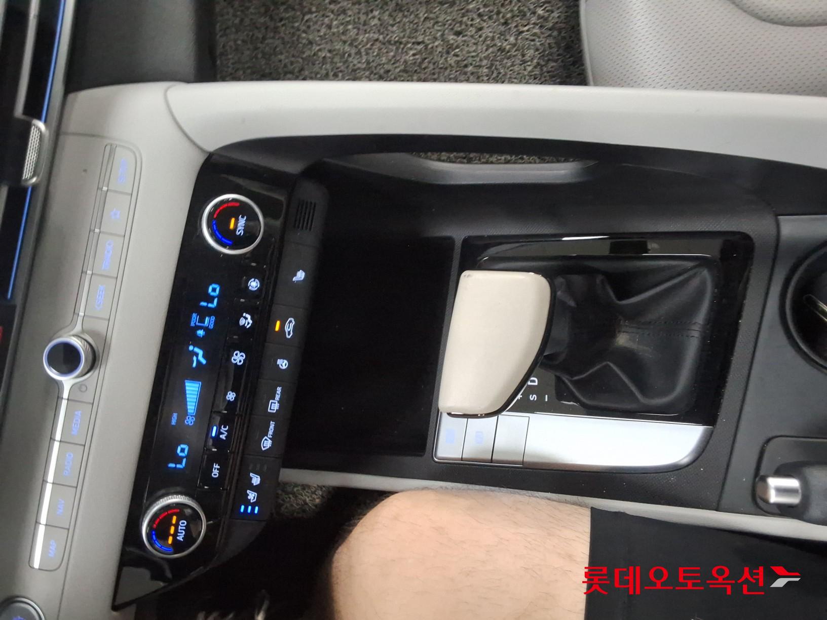 2021 - hyundai avante