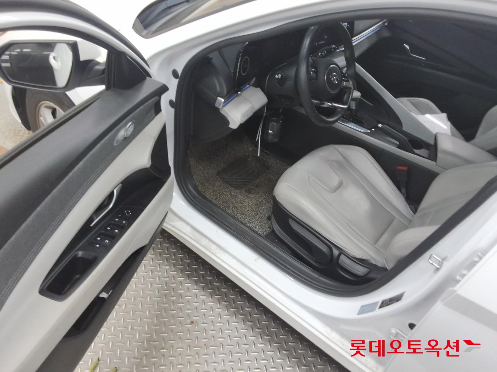 2021 - hyundai avante
