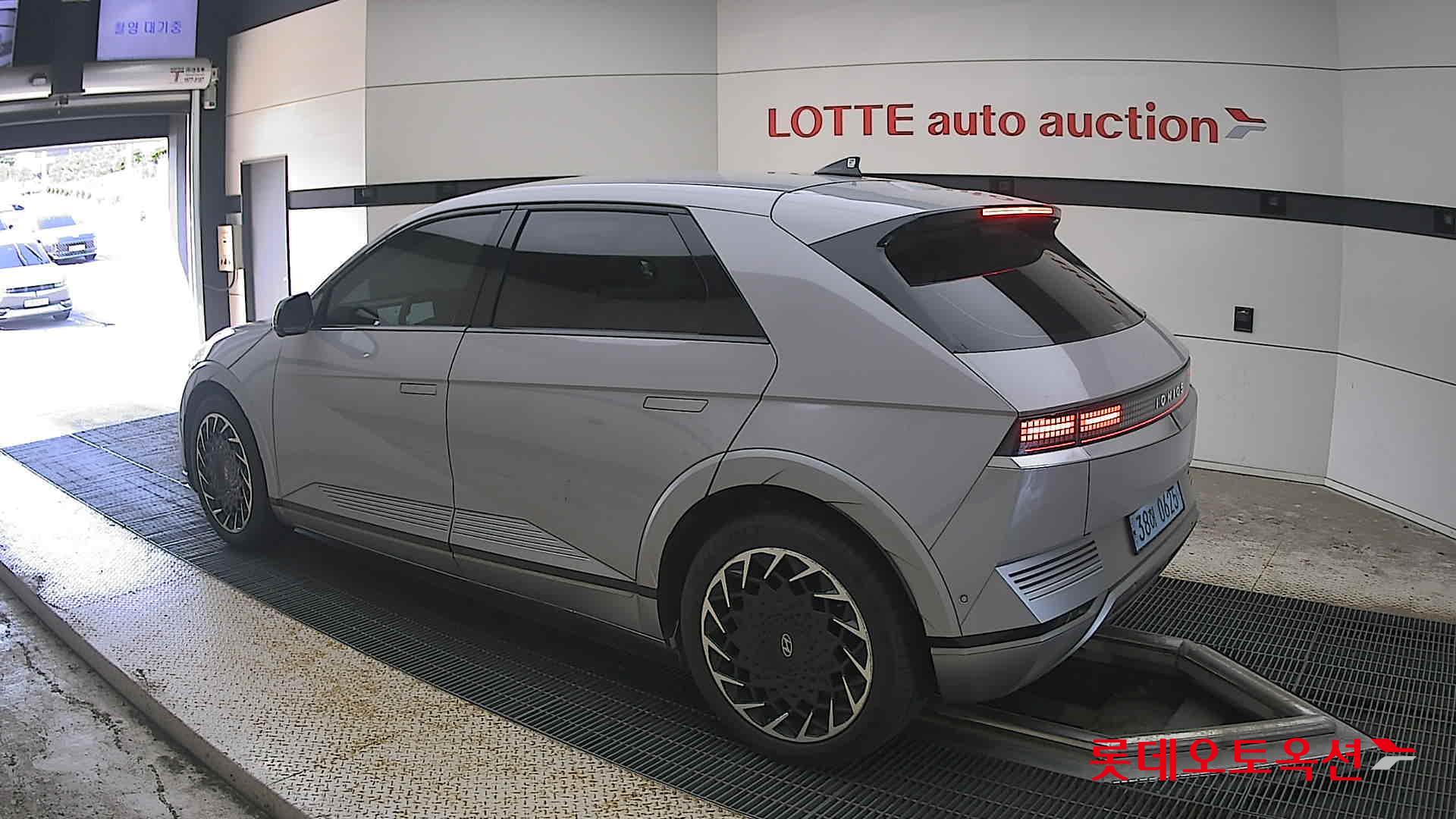 هيونداي أيونيك 2023