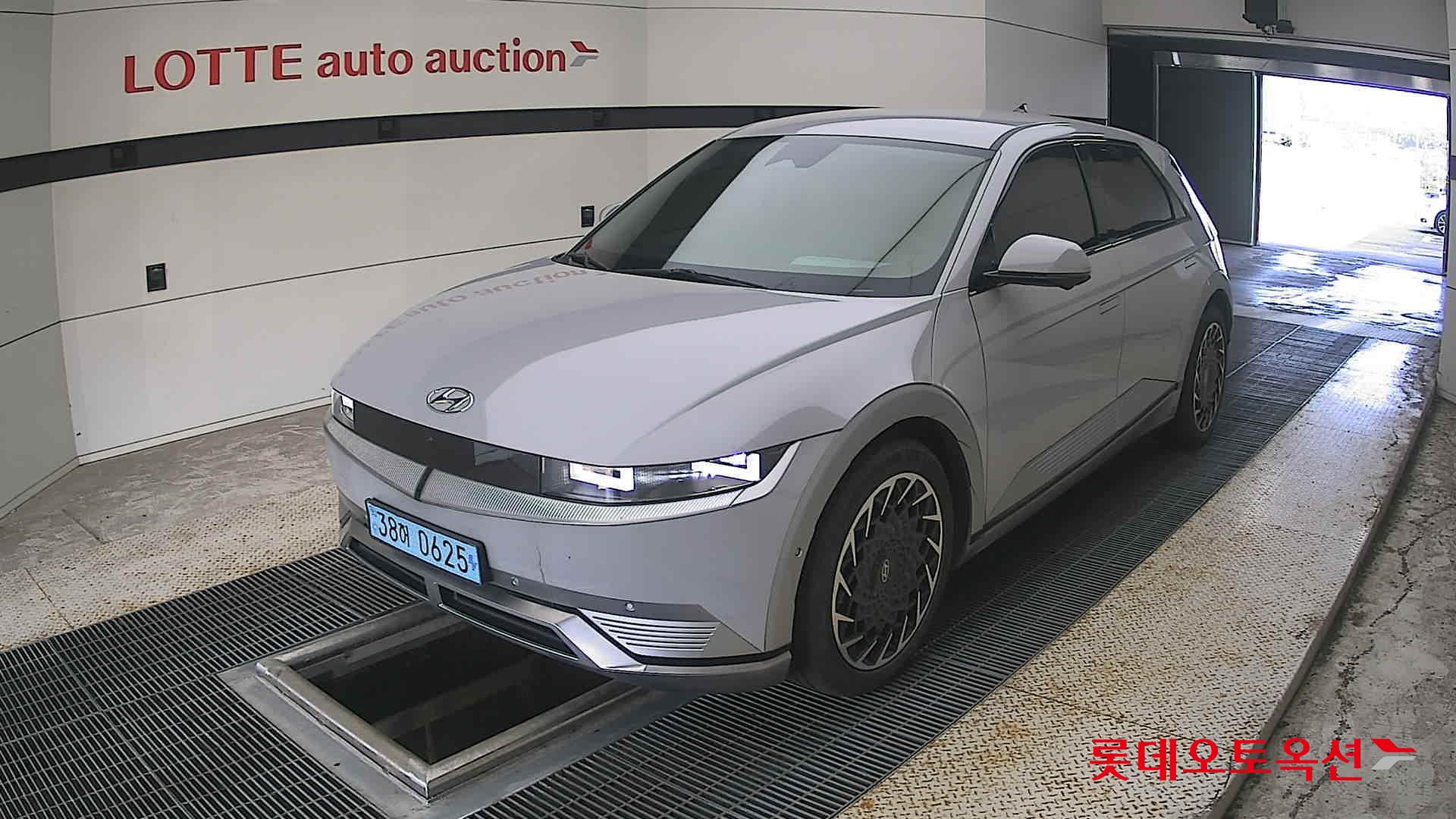 هيونداي أيونيك 2023