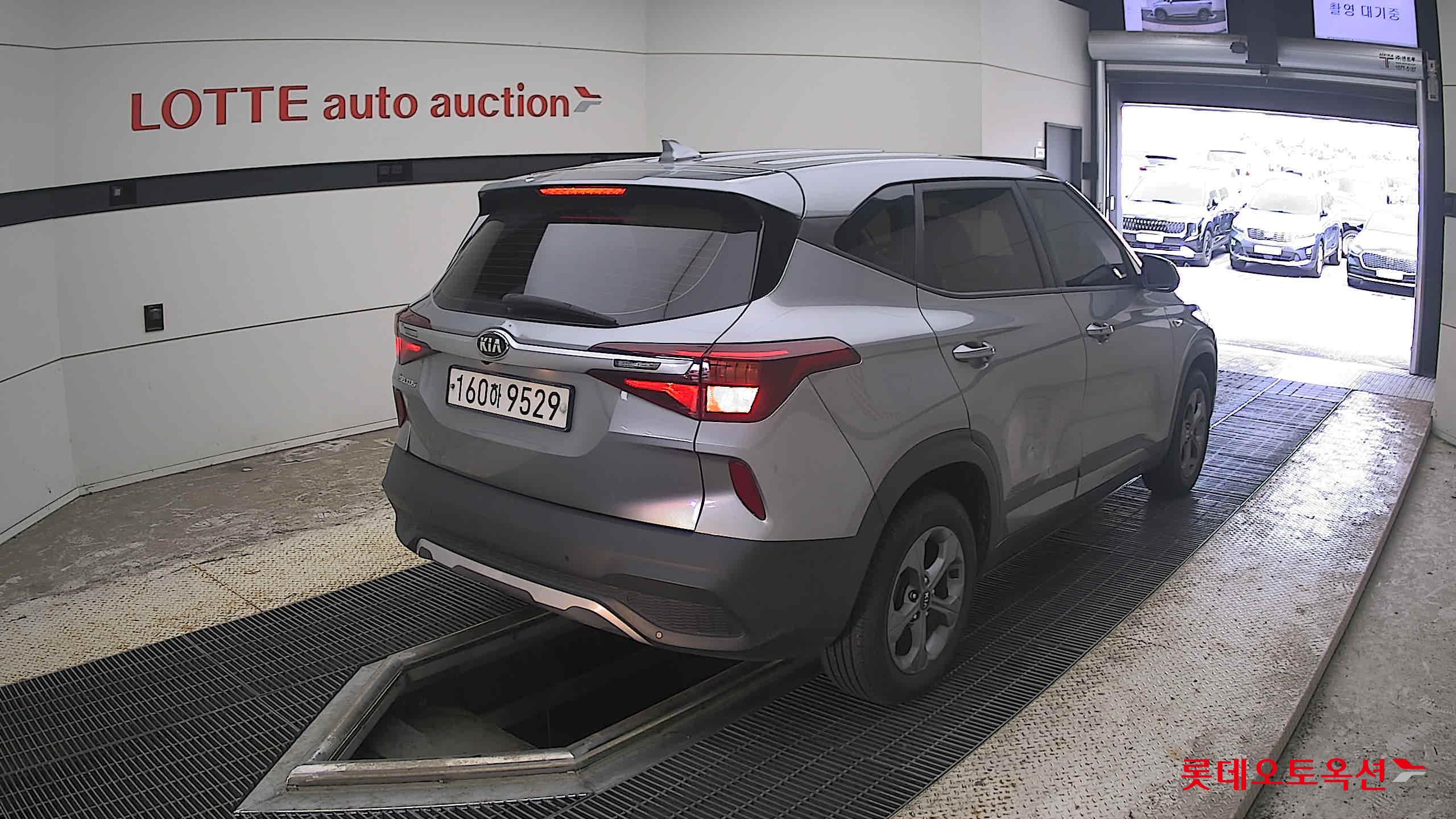 2022 - kia seltos