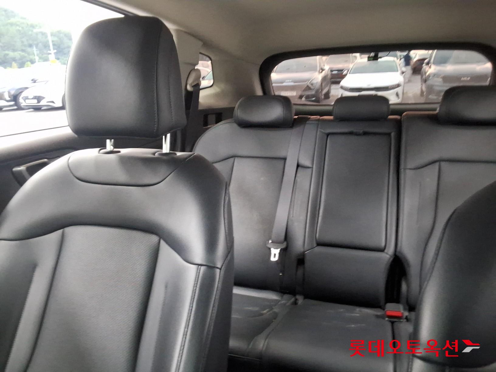 2023 - kia sportage