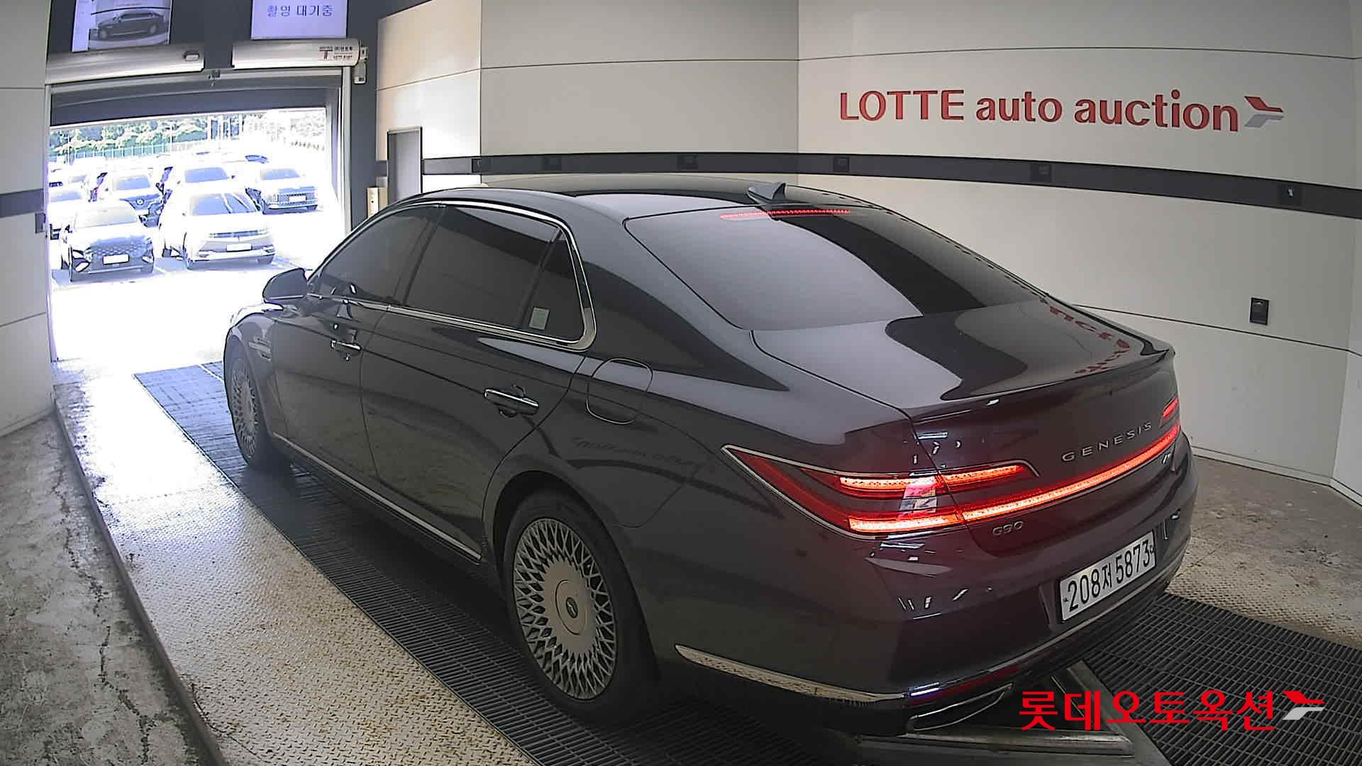 جينيسيس G90 2021 — صورة 10
