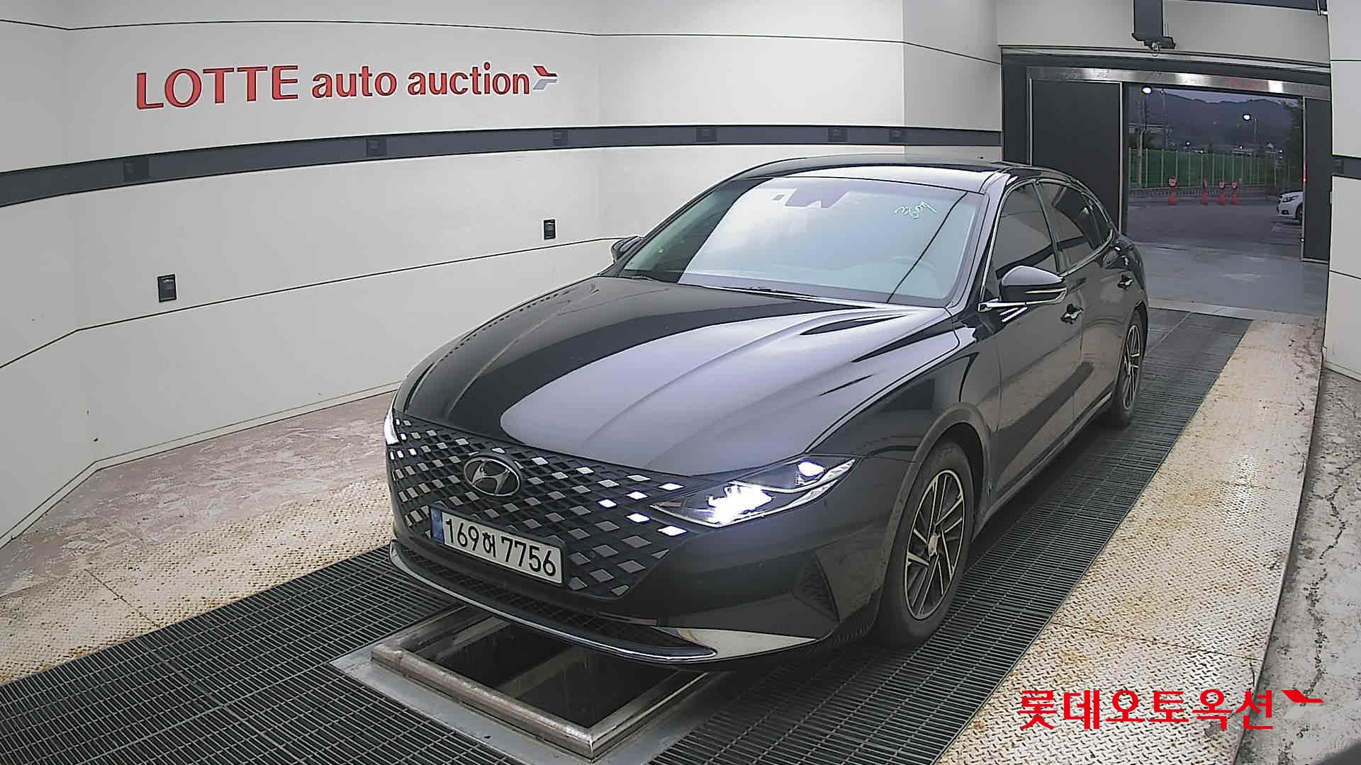 2022 - hyundai grandeur