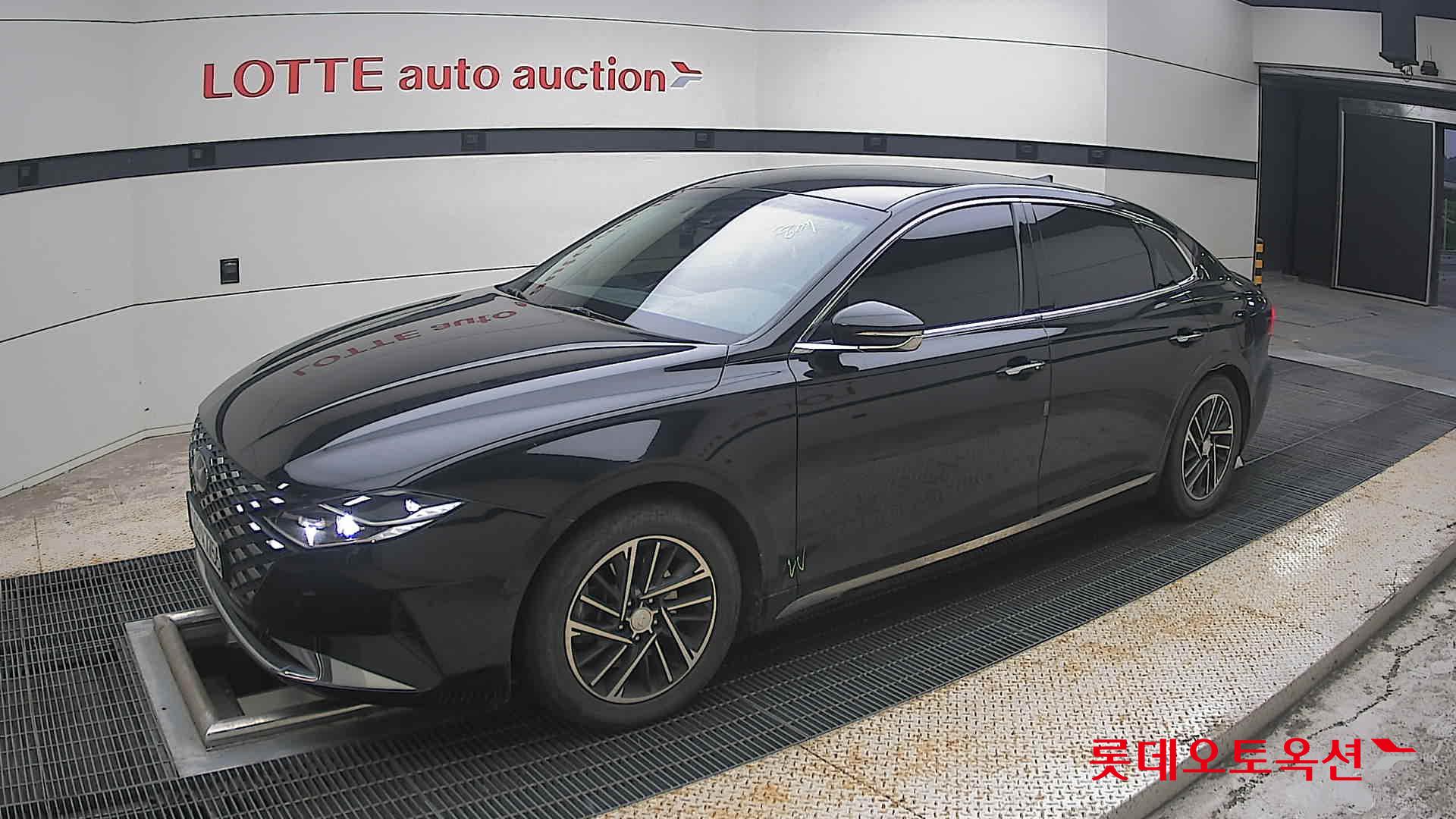 2022 - hyundai grandeur