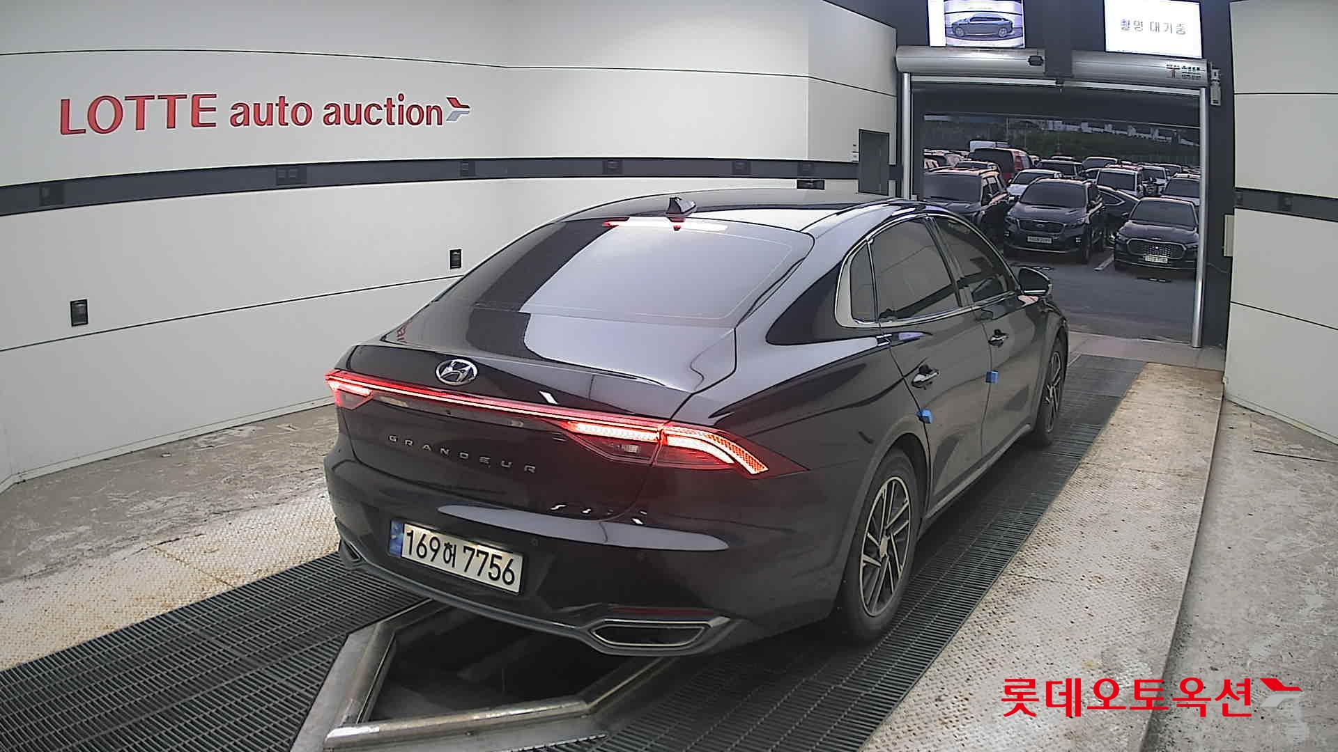 2022 - hyundai grandeur
