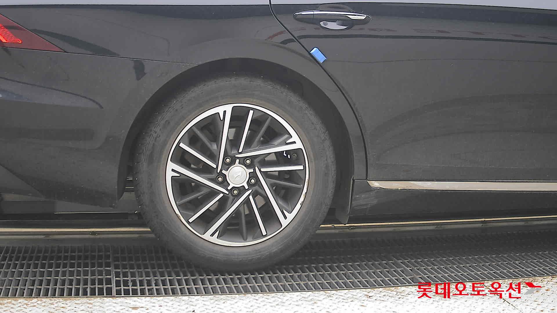 2022 - hyundai grandeur