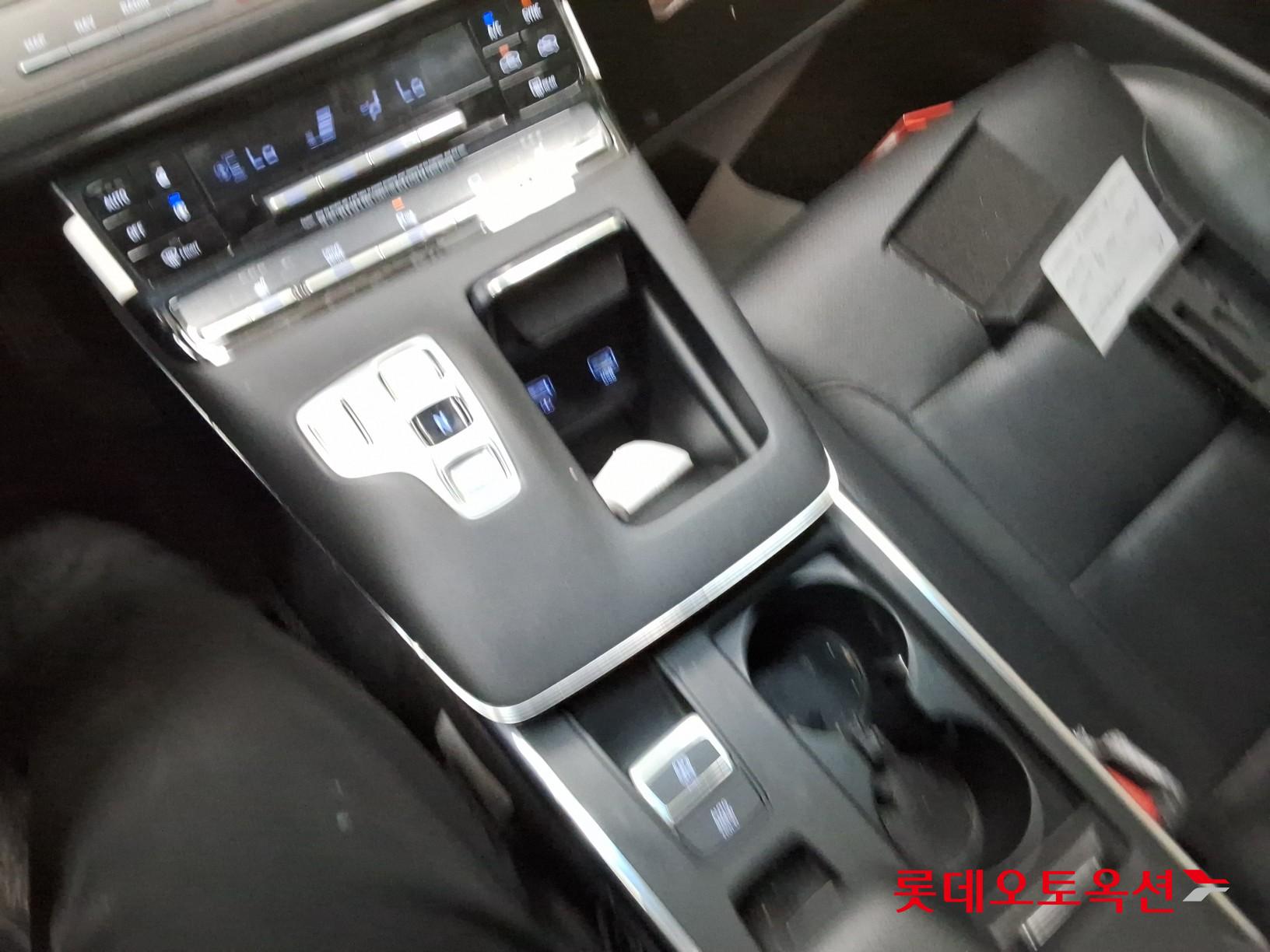2022 - hyundai grandeur