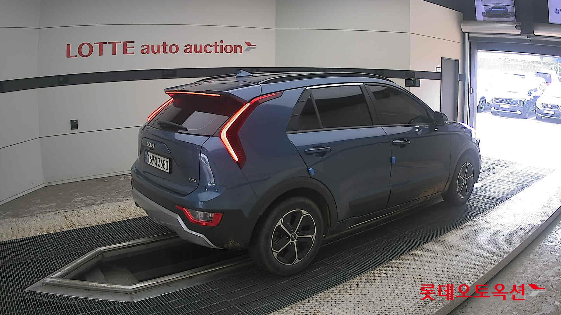 2022 - kia niro