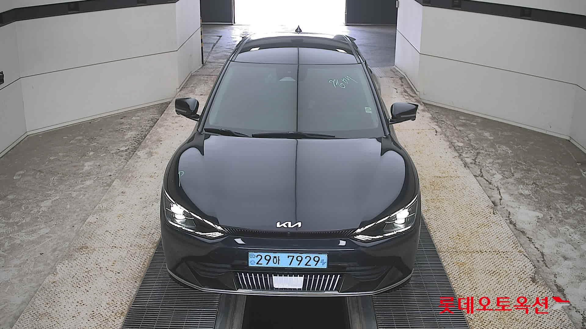 كيا Ev6 2022 — صورة 1