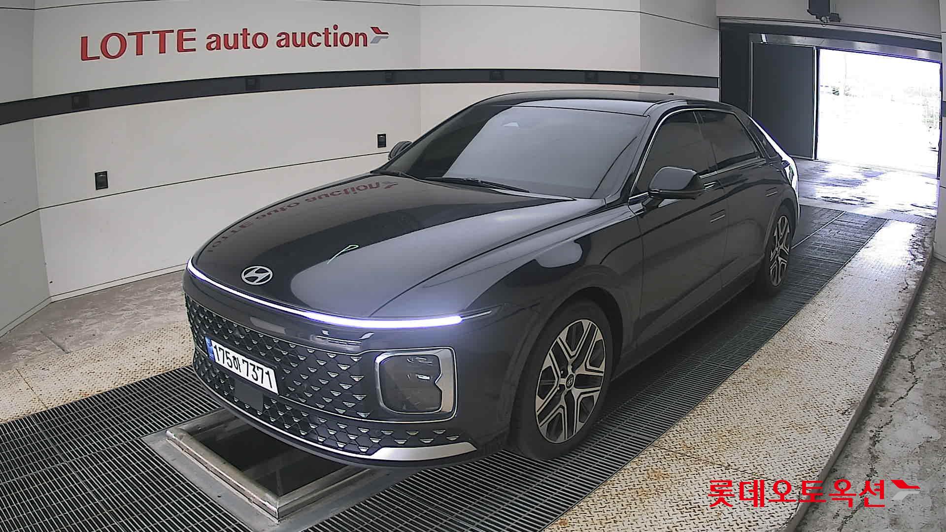 هيونداي جرانديور 2023 AT