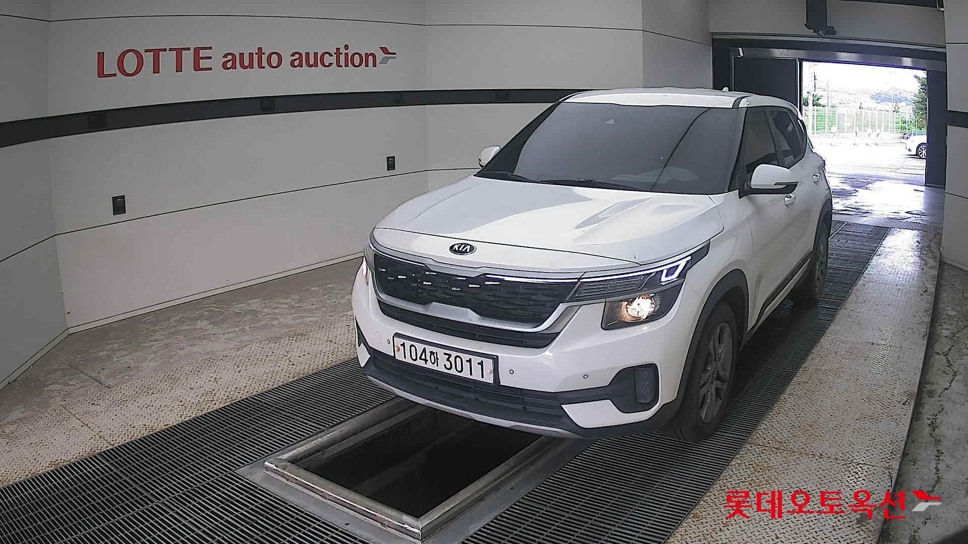 2021 - kia seltos