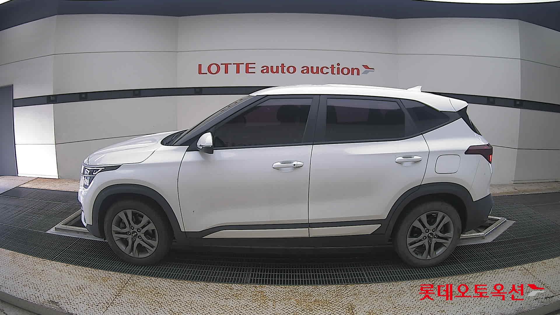 2021 - kia seltos