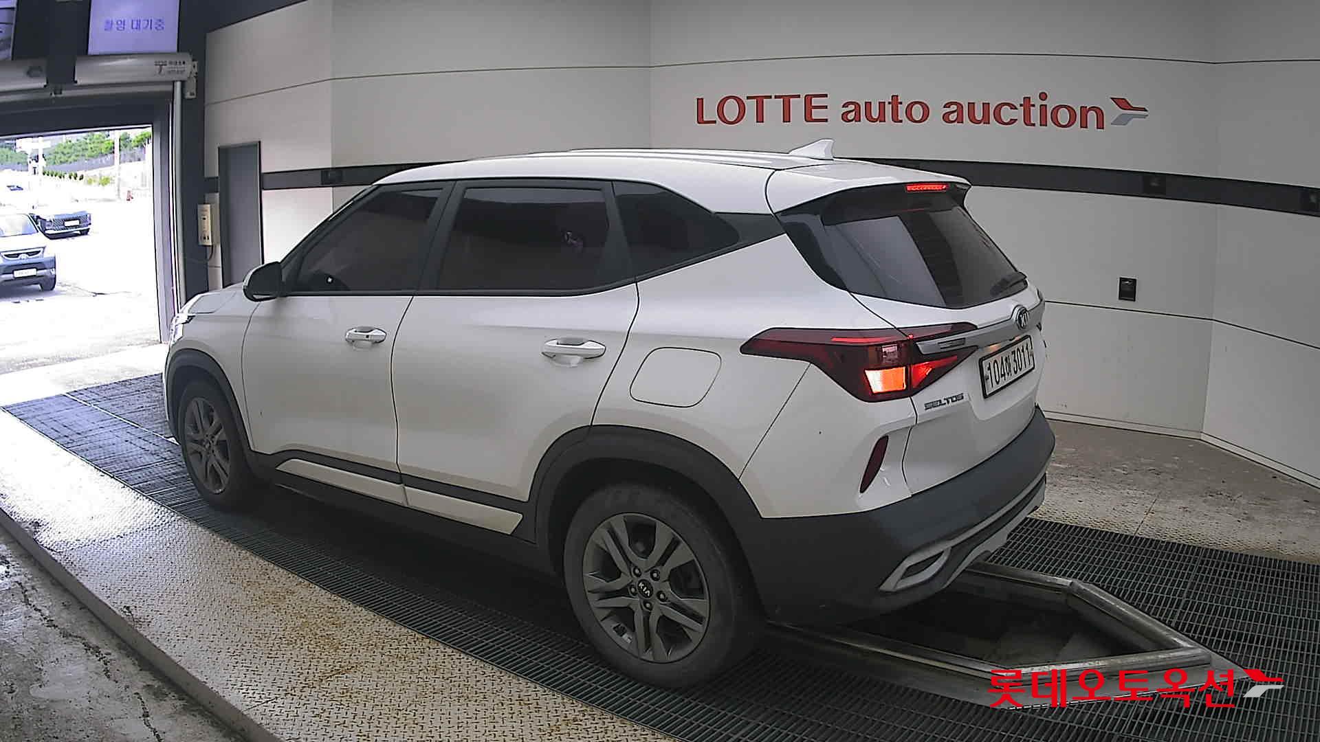 2021 - kia seltos